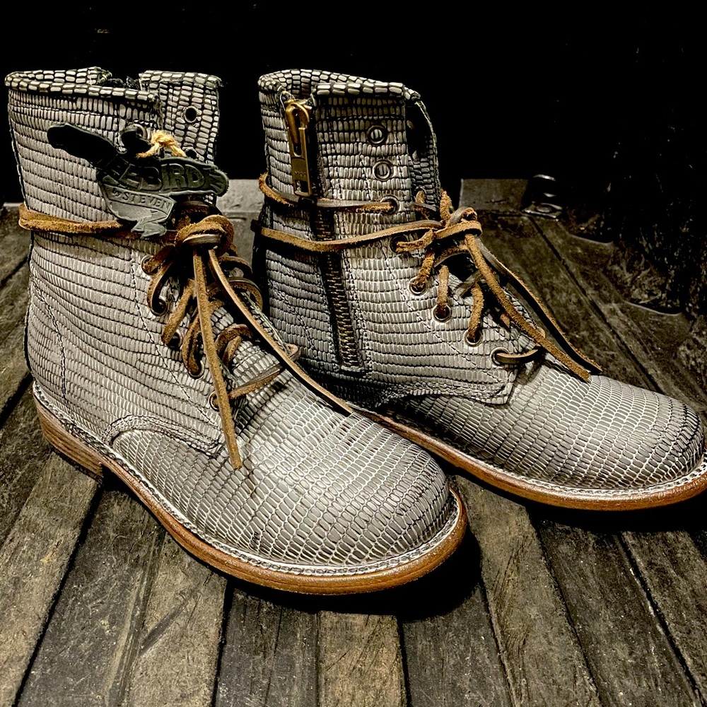 Freebird by Steven Manchester boot as 7